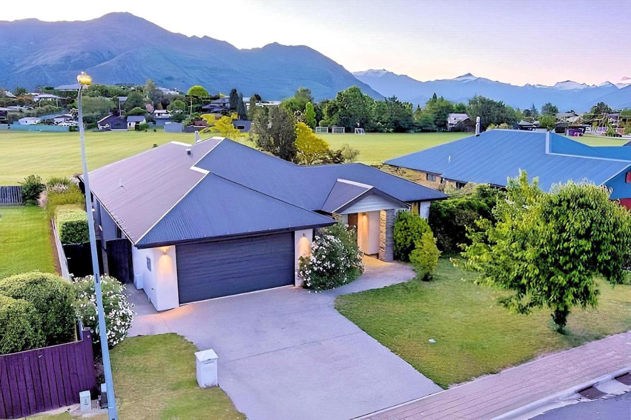 Wanaka Holiday Home Экстерьер фото